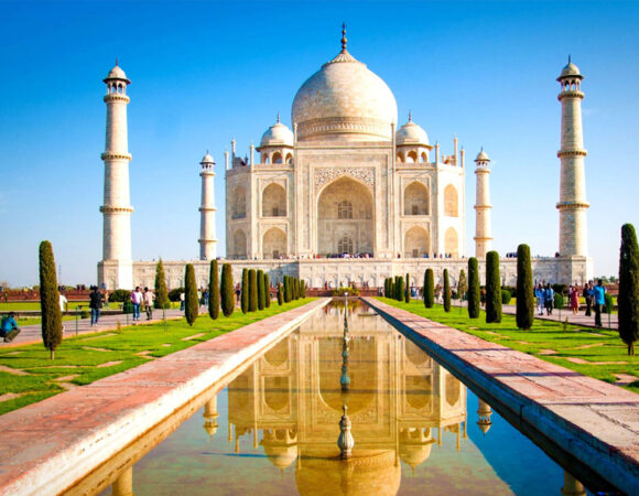 Taj Mahal Sunrise Tour From Delhi by Car