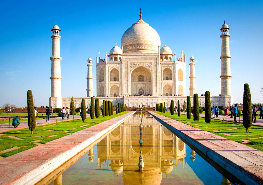 Taj Mahal Sunrise Tour From Delhi by Car